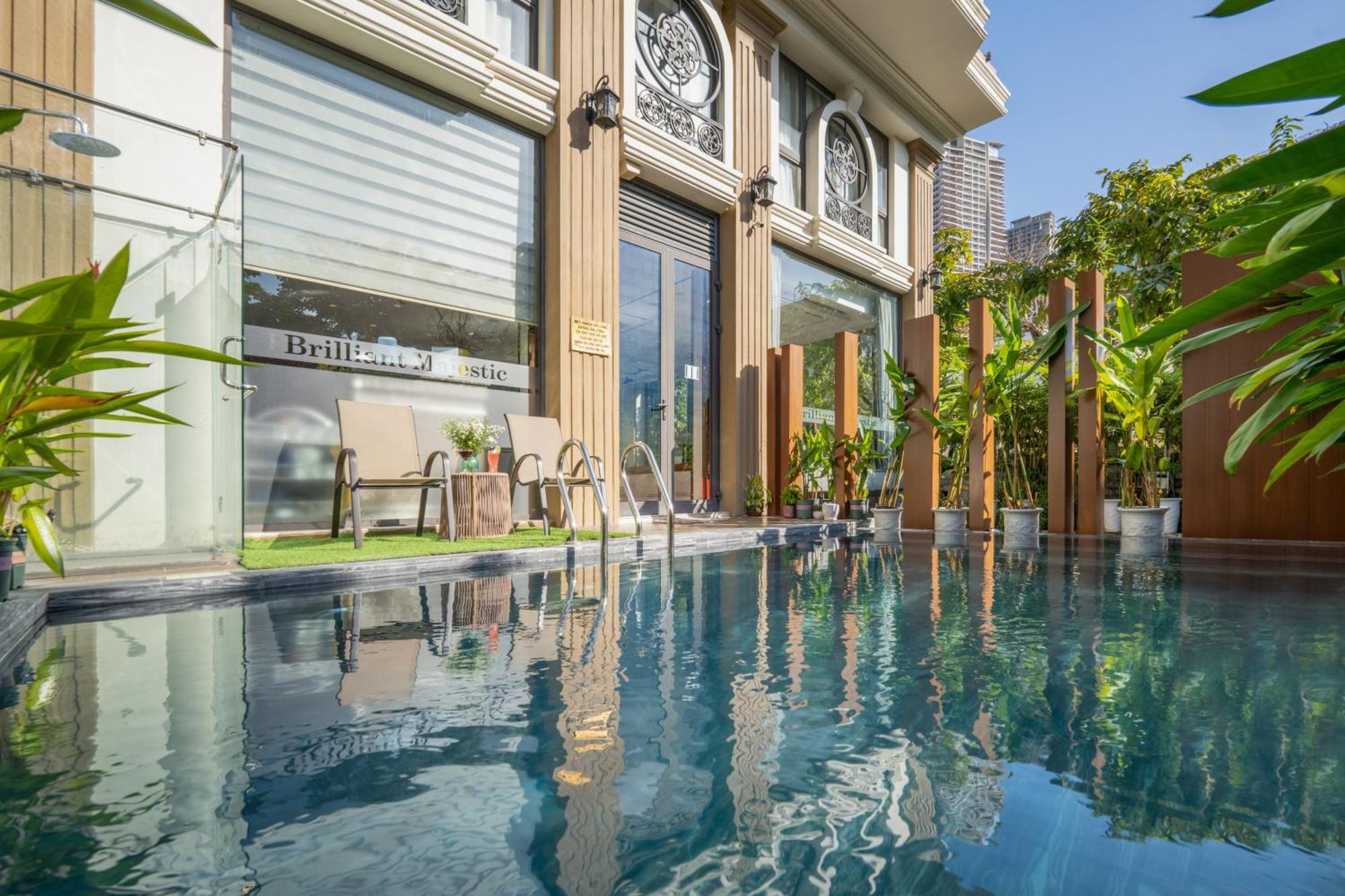 Brilliant Majestic Hotel Da Nang Exterior photo