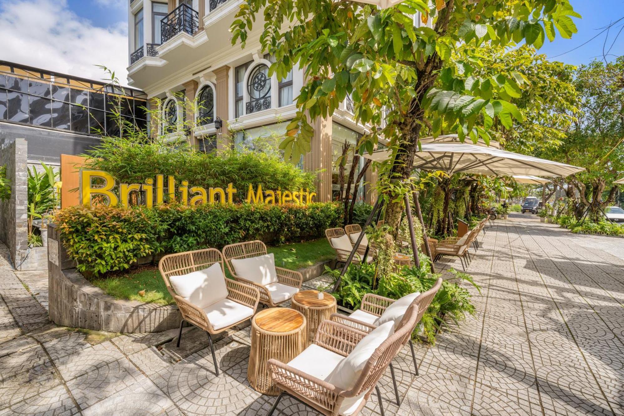 Brilliant Majestic Hotel Da Nang Exterior photo