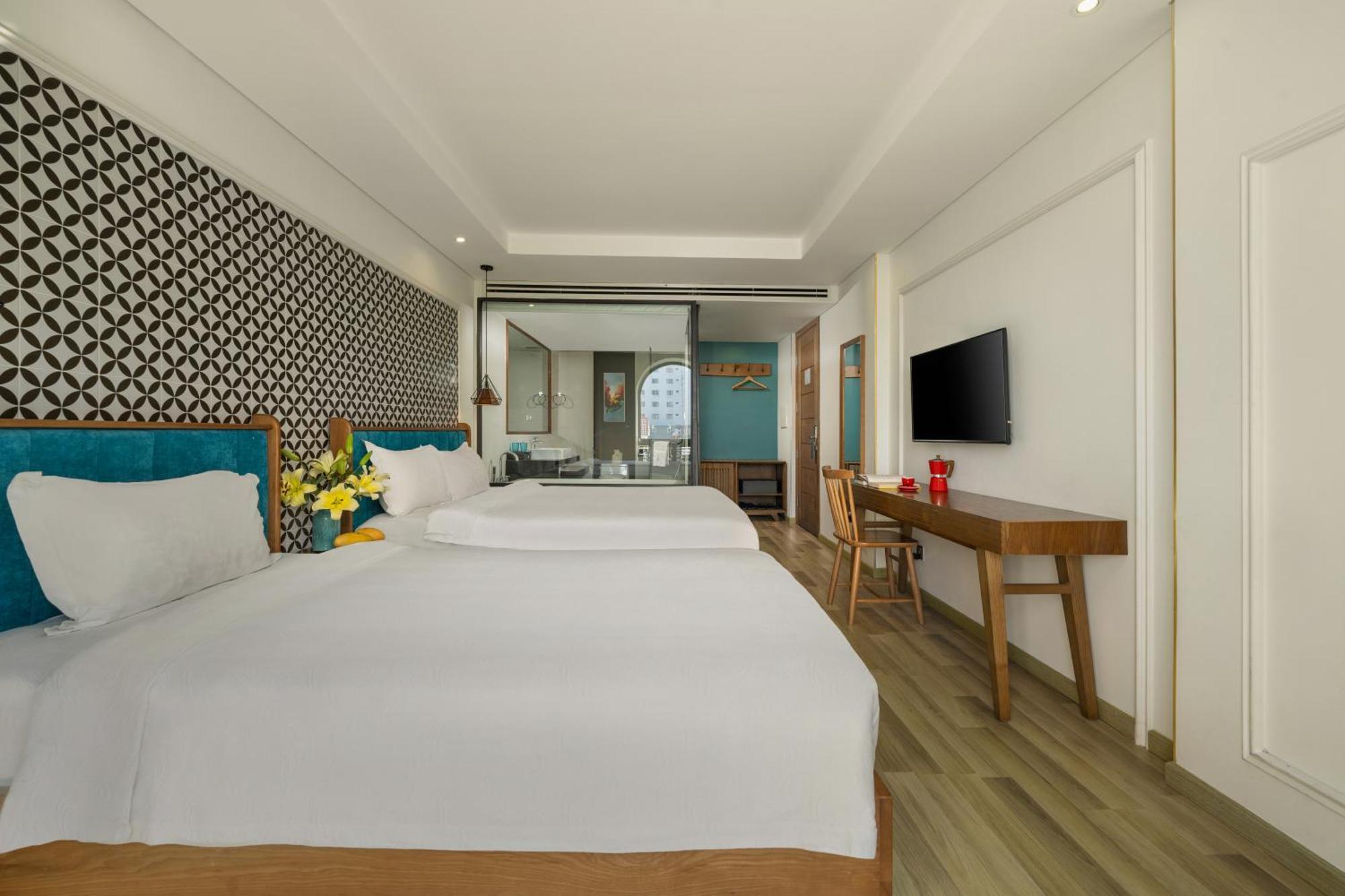 Brilliant Majestic Hotel Da Nang Exterior photo