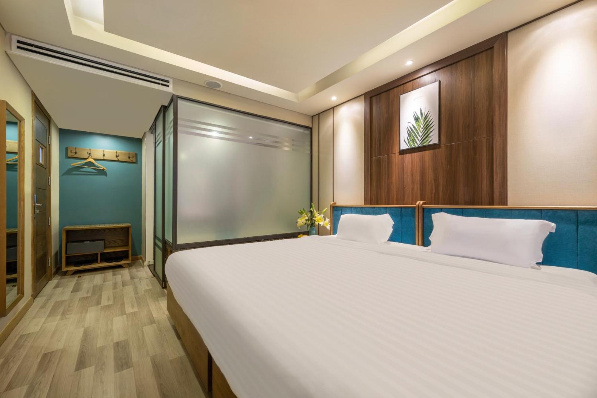 Brilliant Majestic Hotel Da Nang Exterior photo
