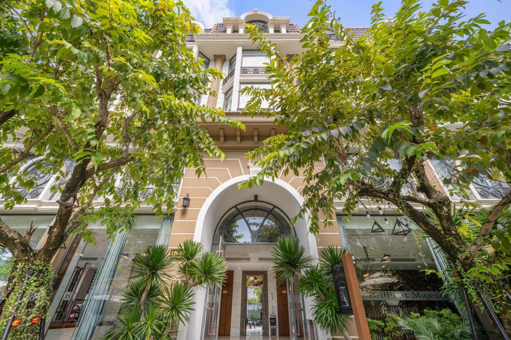 Brilliant Majestic Hotel Da Nang Exterior photo
