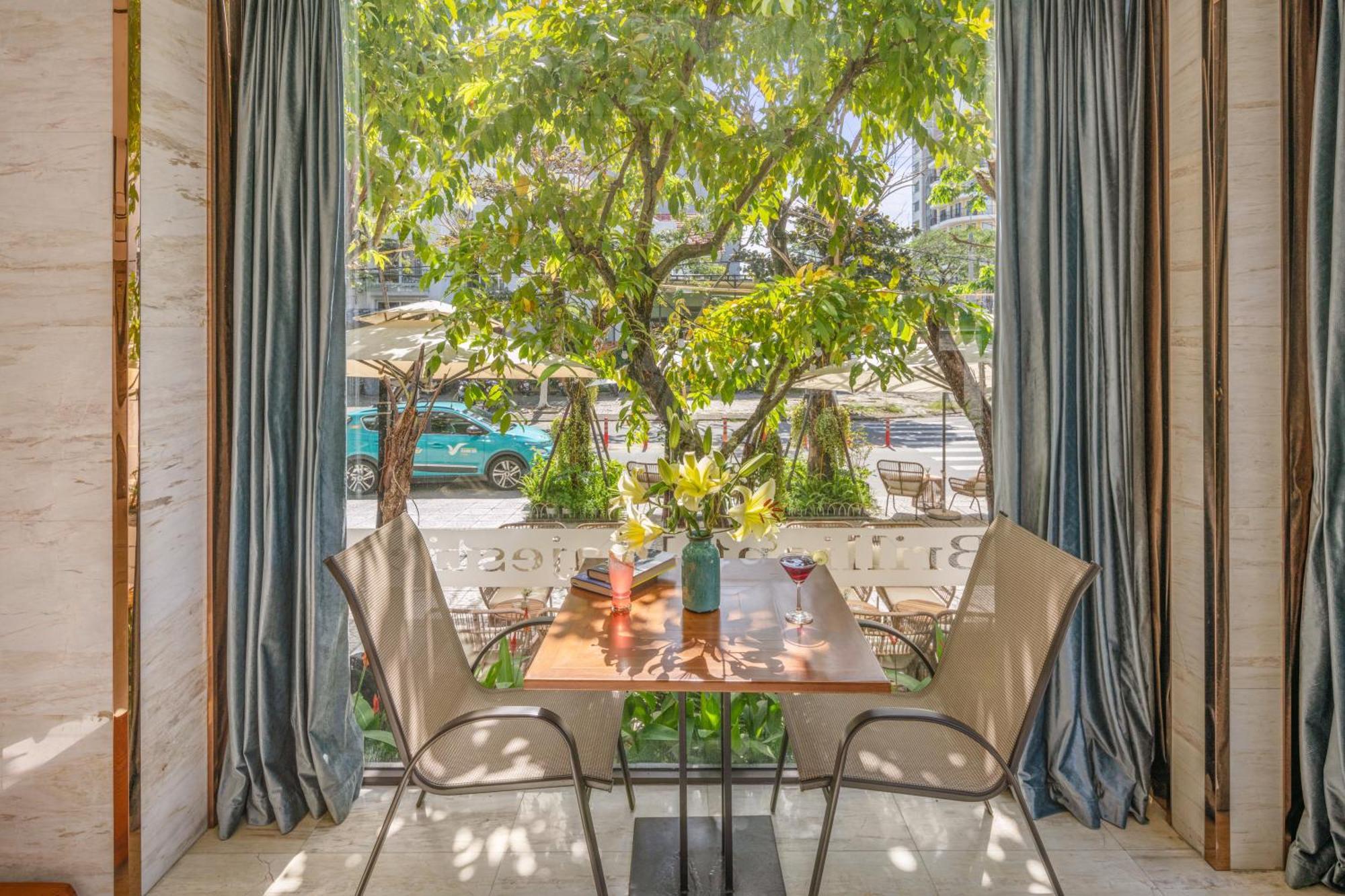 Brilliant Majestic Hotel Da Nang Exterior photo